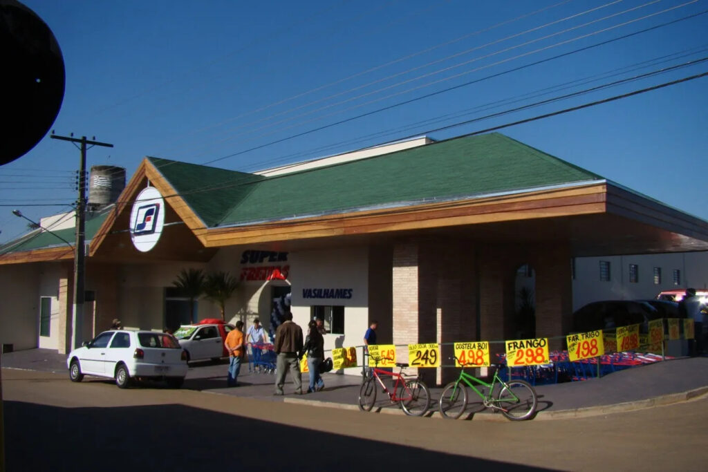 Super Freitas – Campos de Holambra